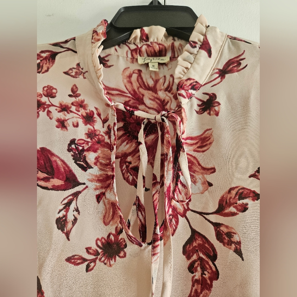 Lily White Women's Blouse Floral Burgundy Pink Long Sleeves Lightweight Size M - Picture 2 of 9